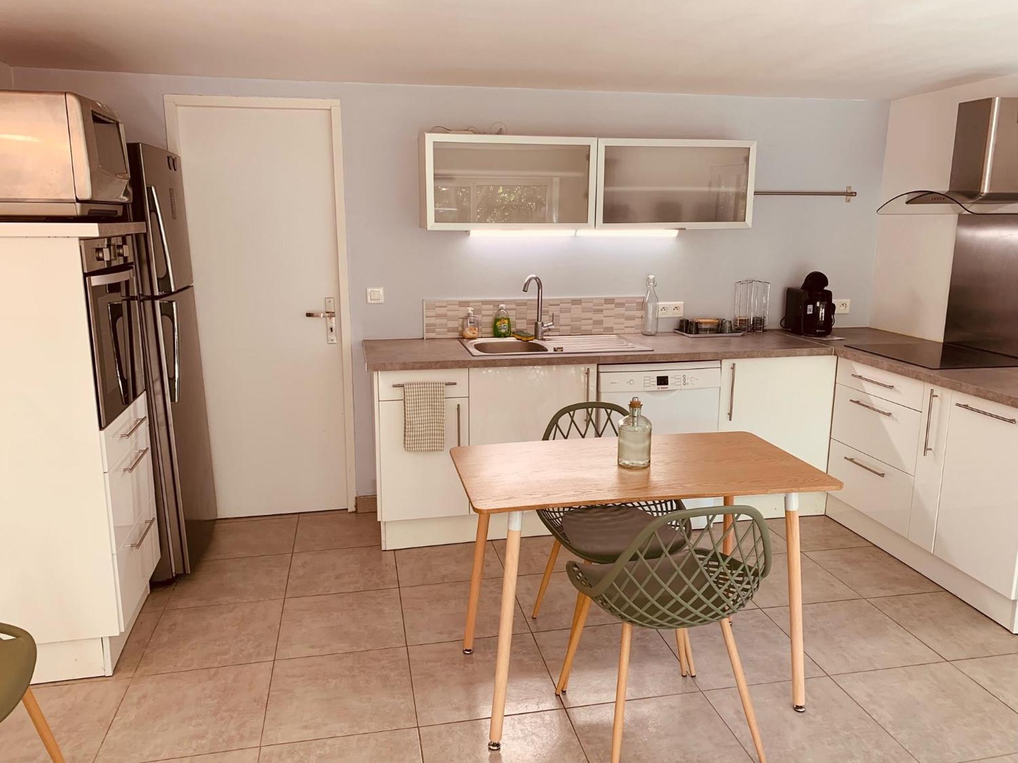 Appartement Independant Avec Jardin Et Acces Piscine Nîmes Esterno foto